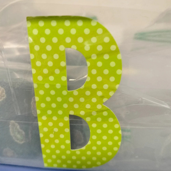 Countess Mara Silk Necktie Tie Geometric Medallion Pattern 56x4 - Picture 9 of 10